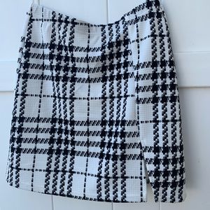 Black and white mini skirt